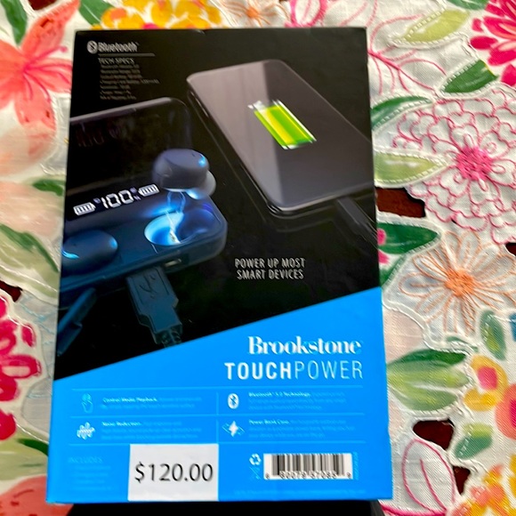 Brookstone Touch Power True Wireless Earbuds & Smart Power Bank Case - Picture 2 of 3